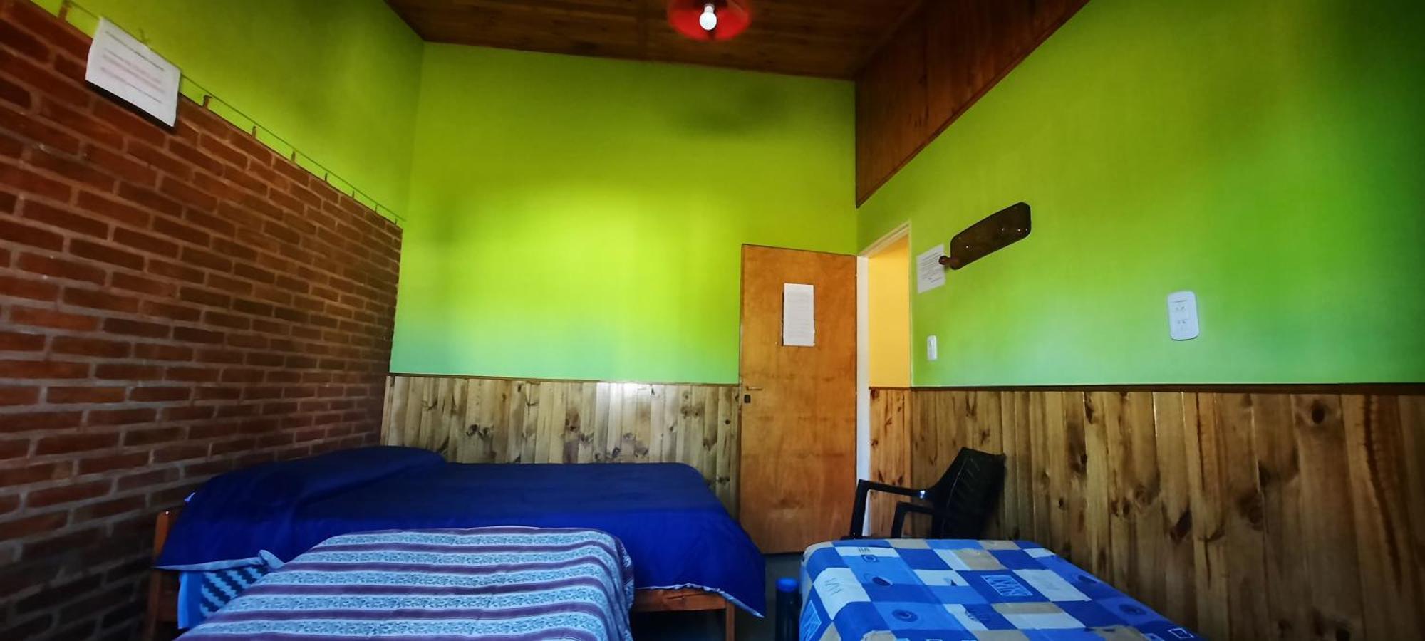 Ruta 20 House *